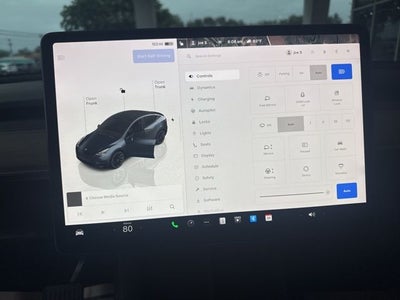 2024 Tesla Model Y Base
