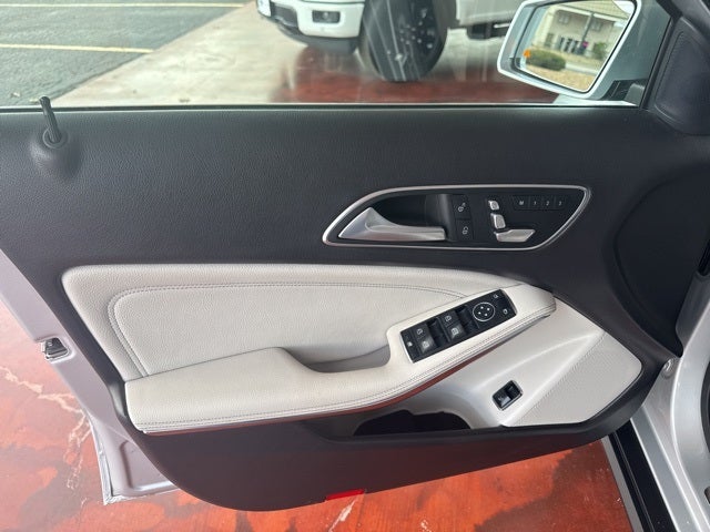 2020 Mercedes-Benz GLA Base