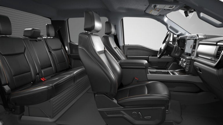 2026 Ford Super Duty F-350® Lariat®