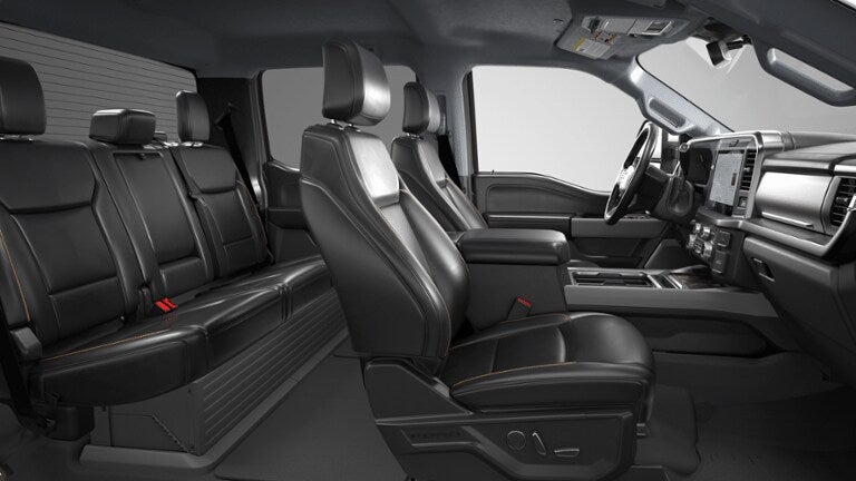 2026 Ford Super Duty F-350® Lariat®