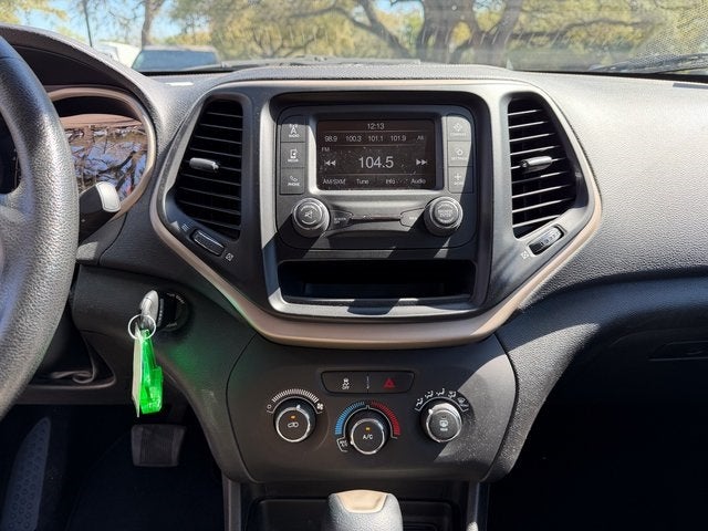 2017 Jeep Cherokee Sport