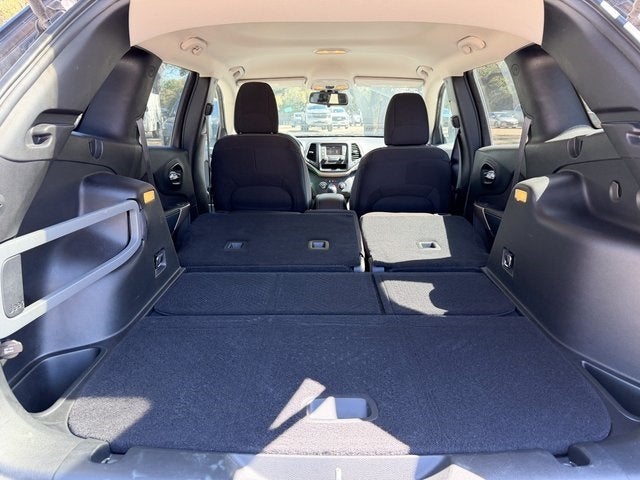 2017 Jeep Cherokee Sport