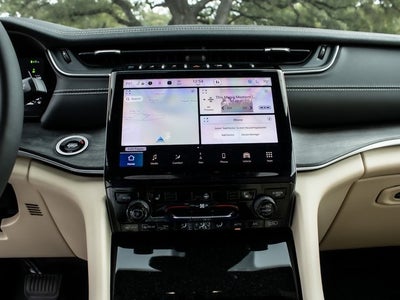 2024 Jeep Grand Cherokee Base