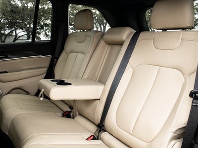 2024 Jeep Grand Cherokee Base