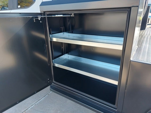 2025 Ford F-550SD F-550® XL