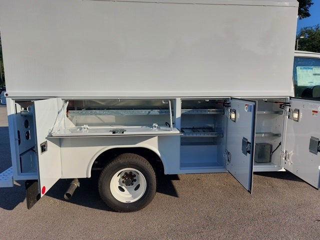 2025 Ford E-350SD E-350 SRW