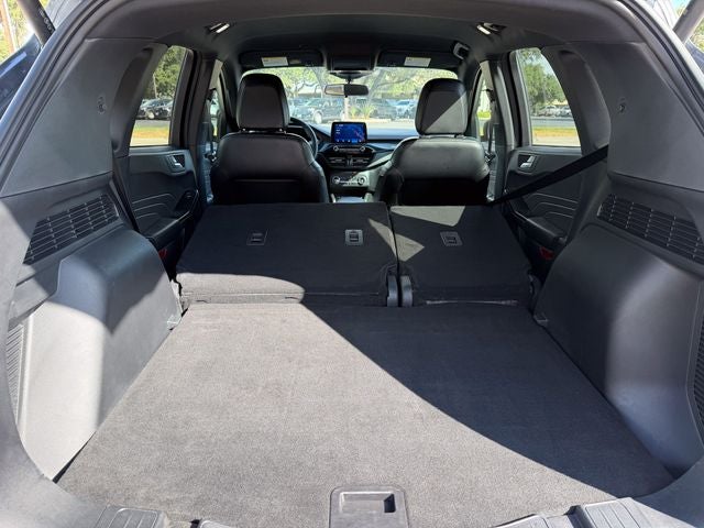 2025 Ford Escape Hybrid ST-Line