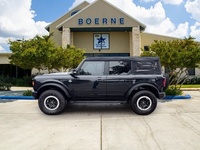 2023 Ford Bronco Base