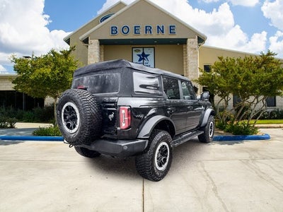 2023 Ford Bronco Base