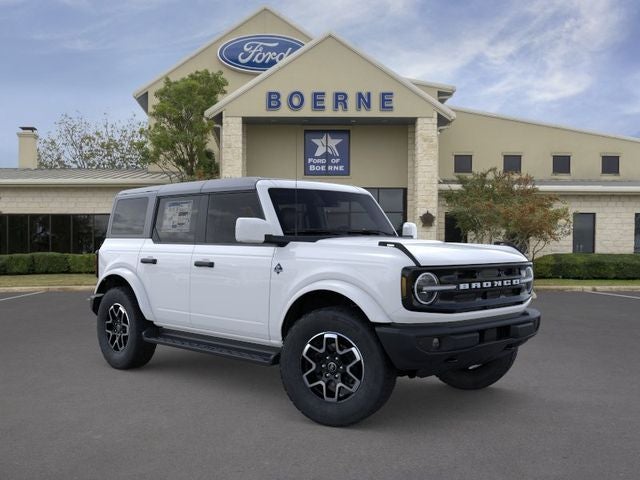 2026 Ford Bronco Outer Banks®