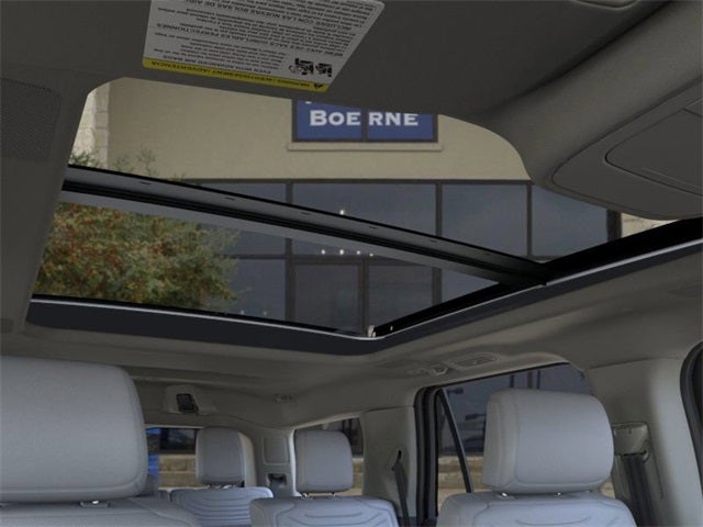 2025 Ford Expedition Platinum®