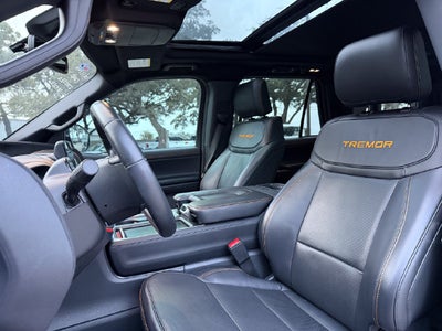 2025 Ford Expedition Tremor