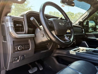 2025 Ford F-350SD Platinum