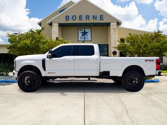 2025 Ford F-350SD Platinum