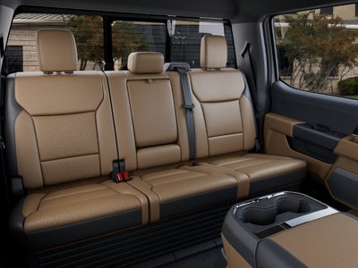 2027 Ford F-350SD F-350® Lariat®