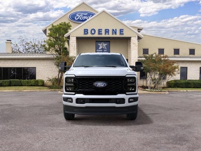 2027 Ford F-350SD F-350® Lariat®