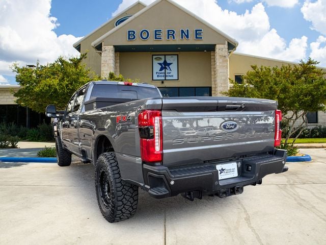 2023 Ford F-350SD Lariat Super Duty