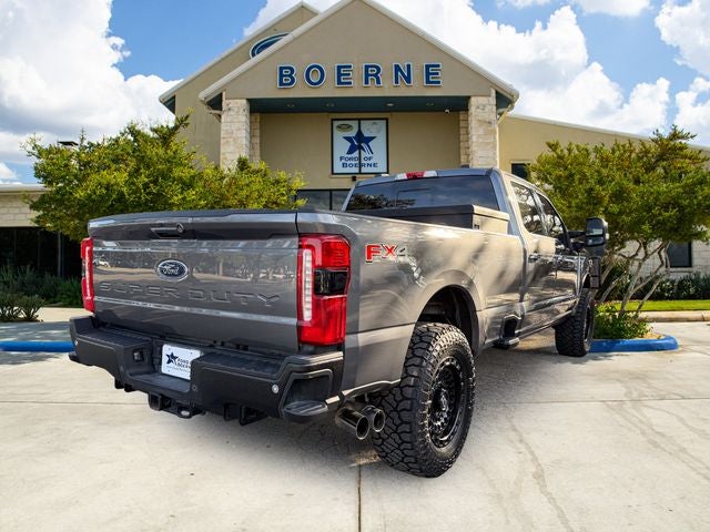 2023 Ford F-350SD Lariat Super Duty