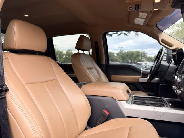 2022 Ford F-350SD Lariat Super Duty