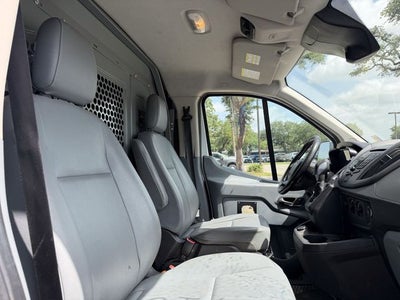 2019 Ford Transit-250 130 WB Low Roof Cargo