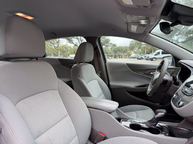 2025 Chevrolet Malibu LT w/1LT