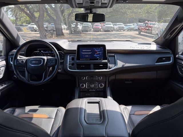 2021 GMC Yukon XL AT4
