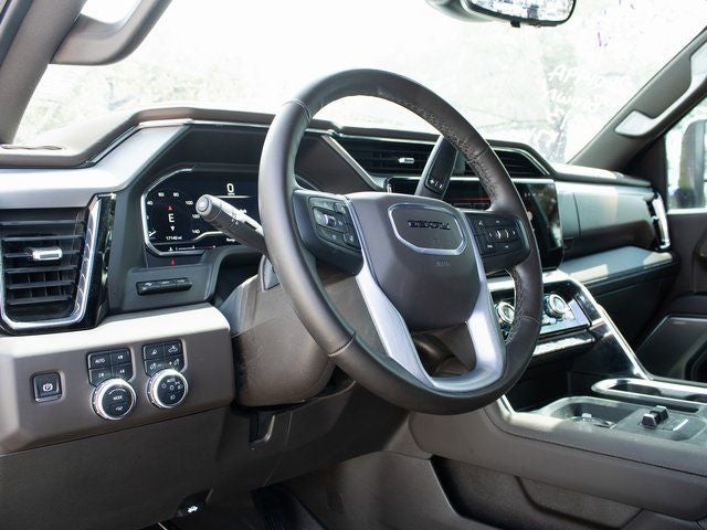 2025 GMC Sierra 2500HD Denali