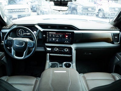 2025 GMC Sierra 2500HD Denali