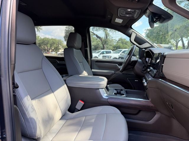 2025 GMC Sierra 3500HD SLT