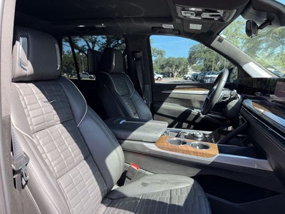 2025 Cadillac Escalade Sport Platinum