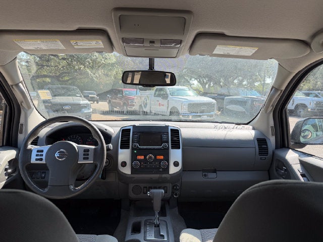 2017 Nissan Frontier SV