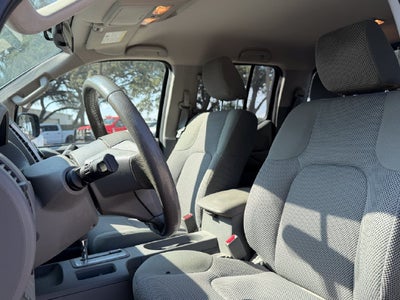2017 Nissan Frontier SV