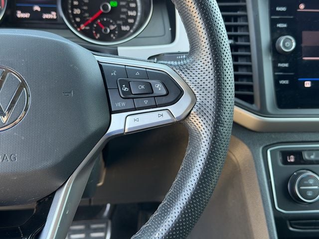 2021 Volkswagen Atlas Cross Sport 3.6 V6 SE w/ Technology R-Line