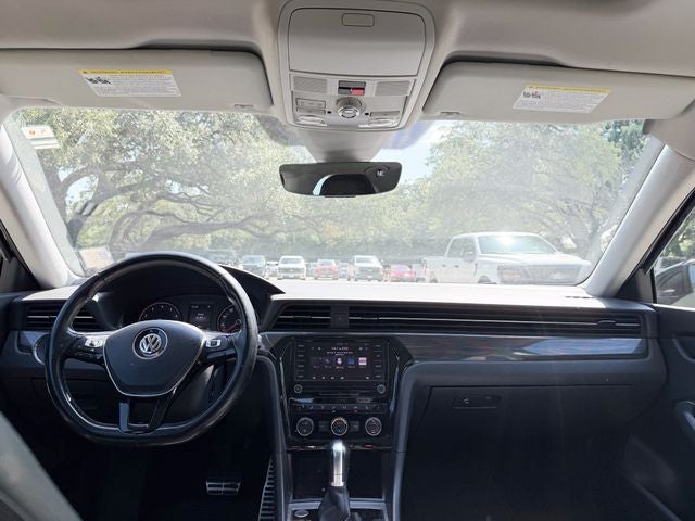 2020 Volkswagen Passat 2.0T R-Line