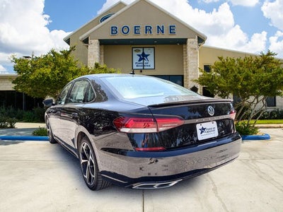 2020 Volkswagen Passat 2.0T R-Line
