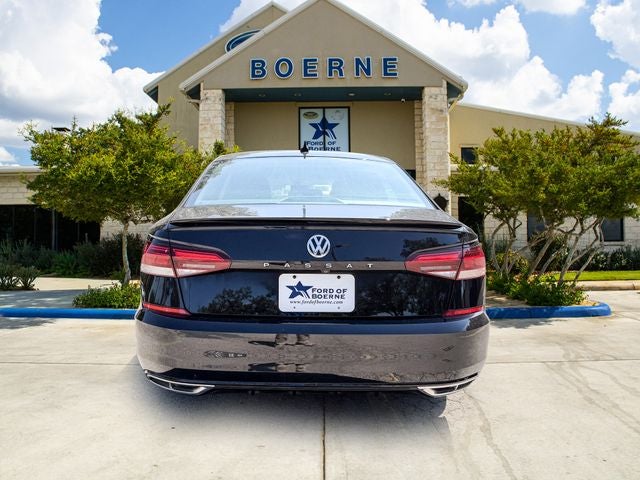 2020 Volkswagen Passat 2.0T R-Line