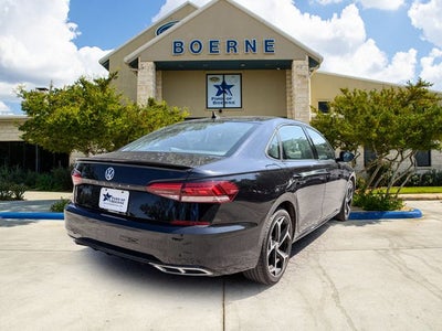2020 Volkswagen Passat 2.0T R-Line