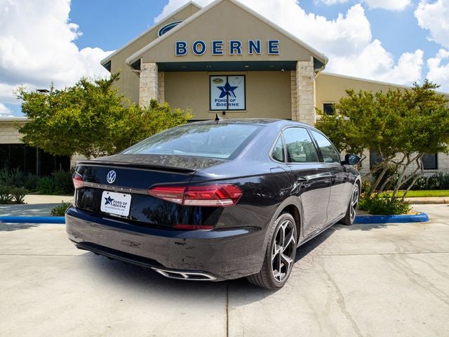 2020 Volkswagen Passat 2.0T R-Line