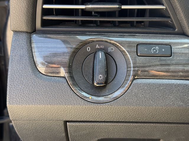 2020 Volkswagen Passat 2.0T R-Line