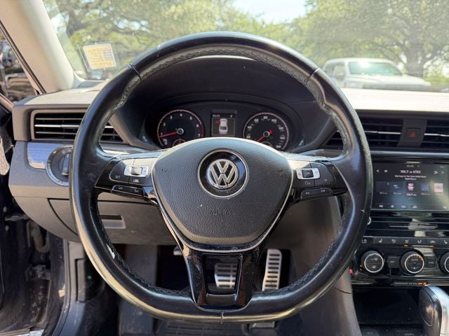 2020 Volkswagen Passat 2.0T R-Line