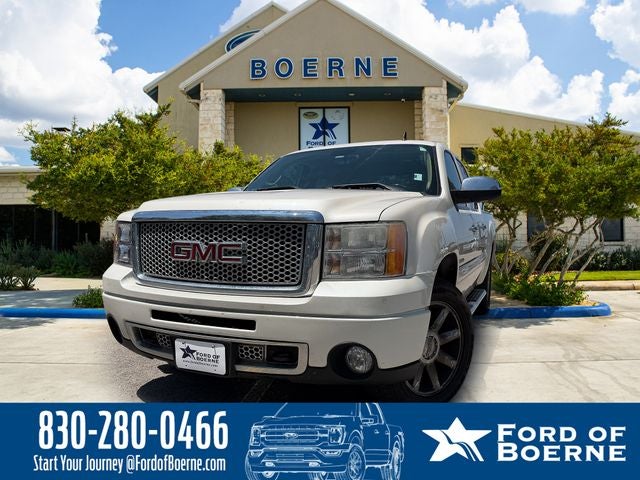2013 GMC Sierra 4WD Crew Cab Short Box's photo