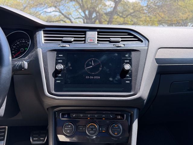 2021 Volkswagen Tiguan 2.0T SE R-Line Black