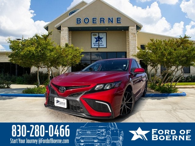 2024 Toyota Camry SE