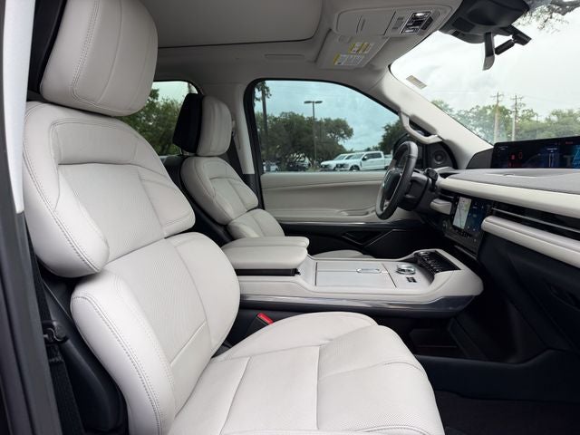 2025 Lincoln Navigator L L Reserve
