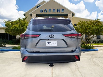 2023 Toyota Highlander LE