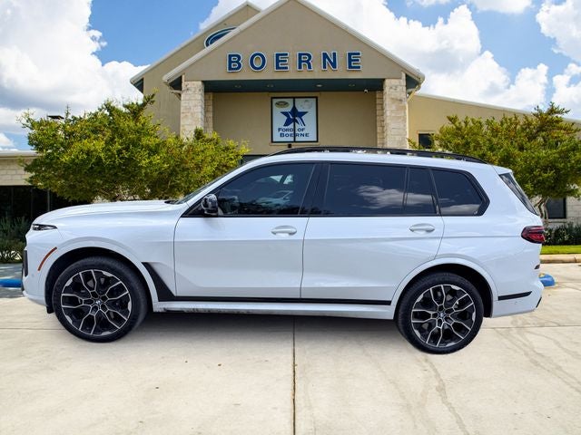2025 BMW X7 M60i