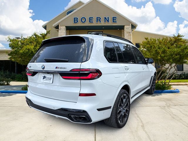 2025 BMW X7 M60i