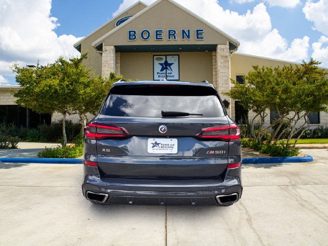 2022 BMW X5 M50i