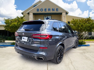 2022 BMW X5 M50i