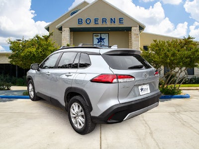 2022 Toyota Corolla Cross LE